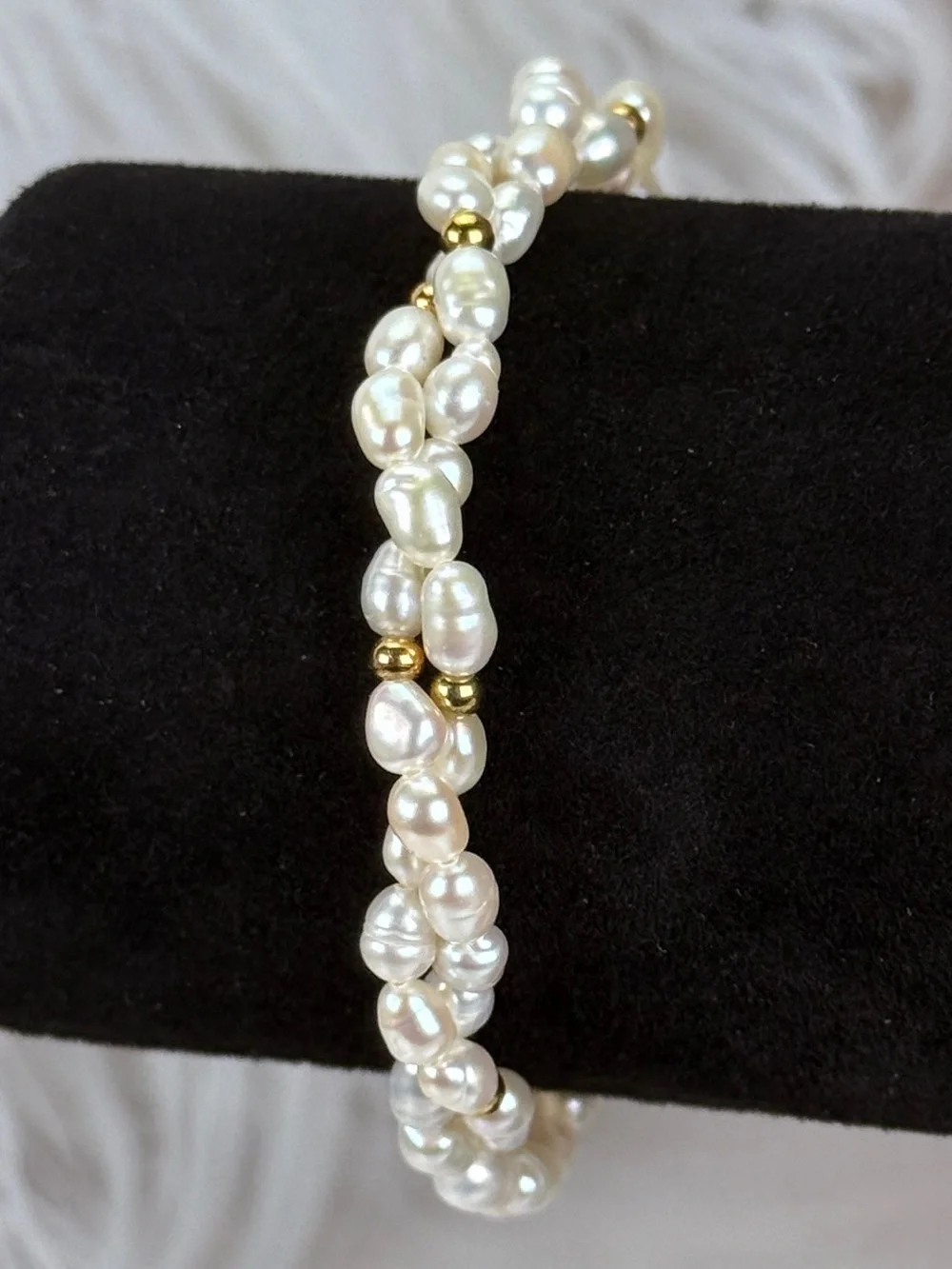 Vintage Avon Faux Pearl and Goldtone twisted Bracelet
